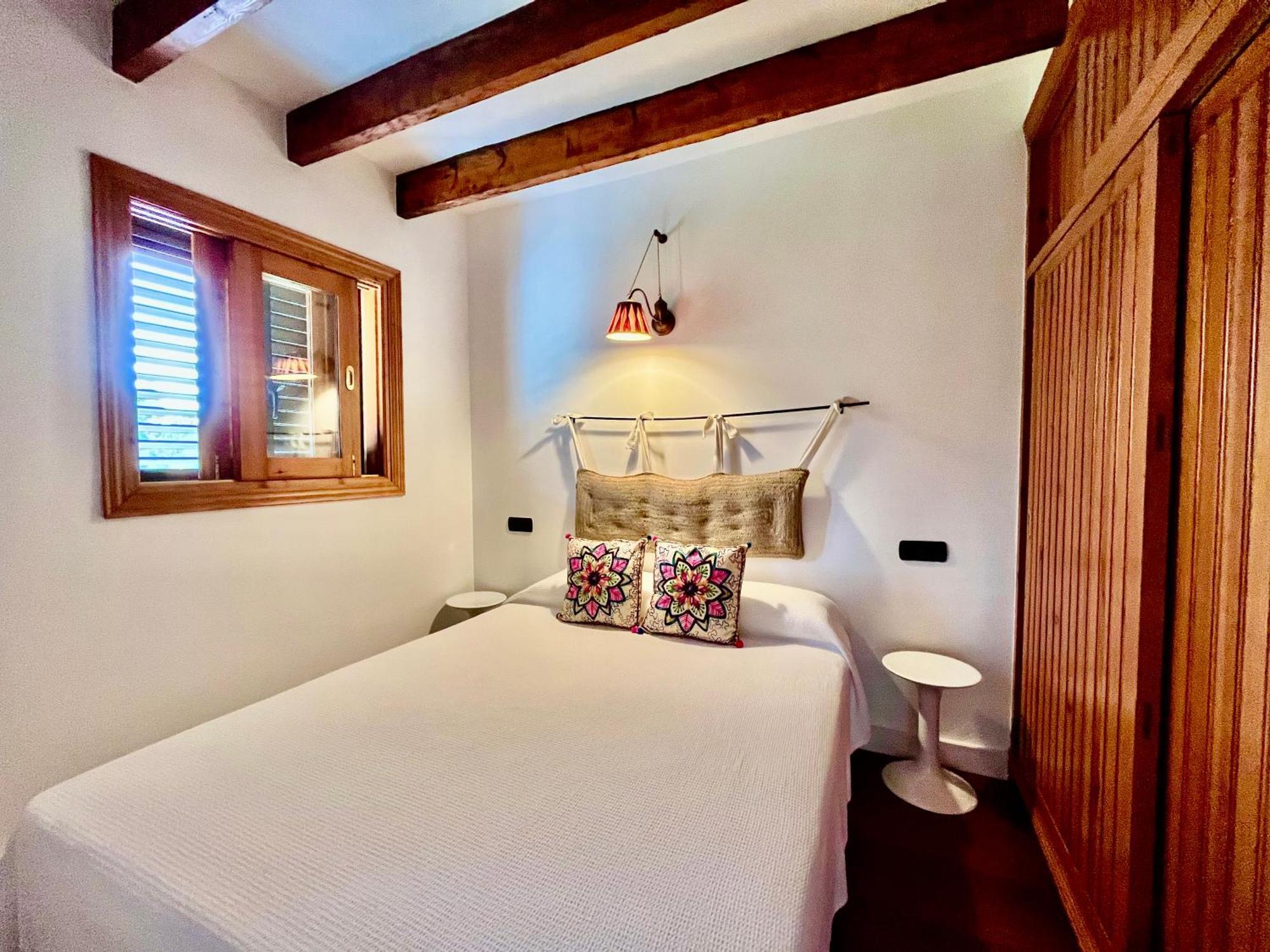 Apartamentos Pinosol Santa Eularia des Riu Room photo