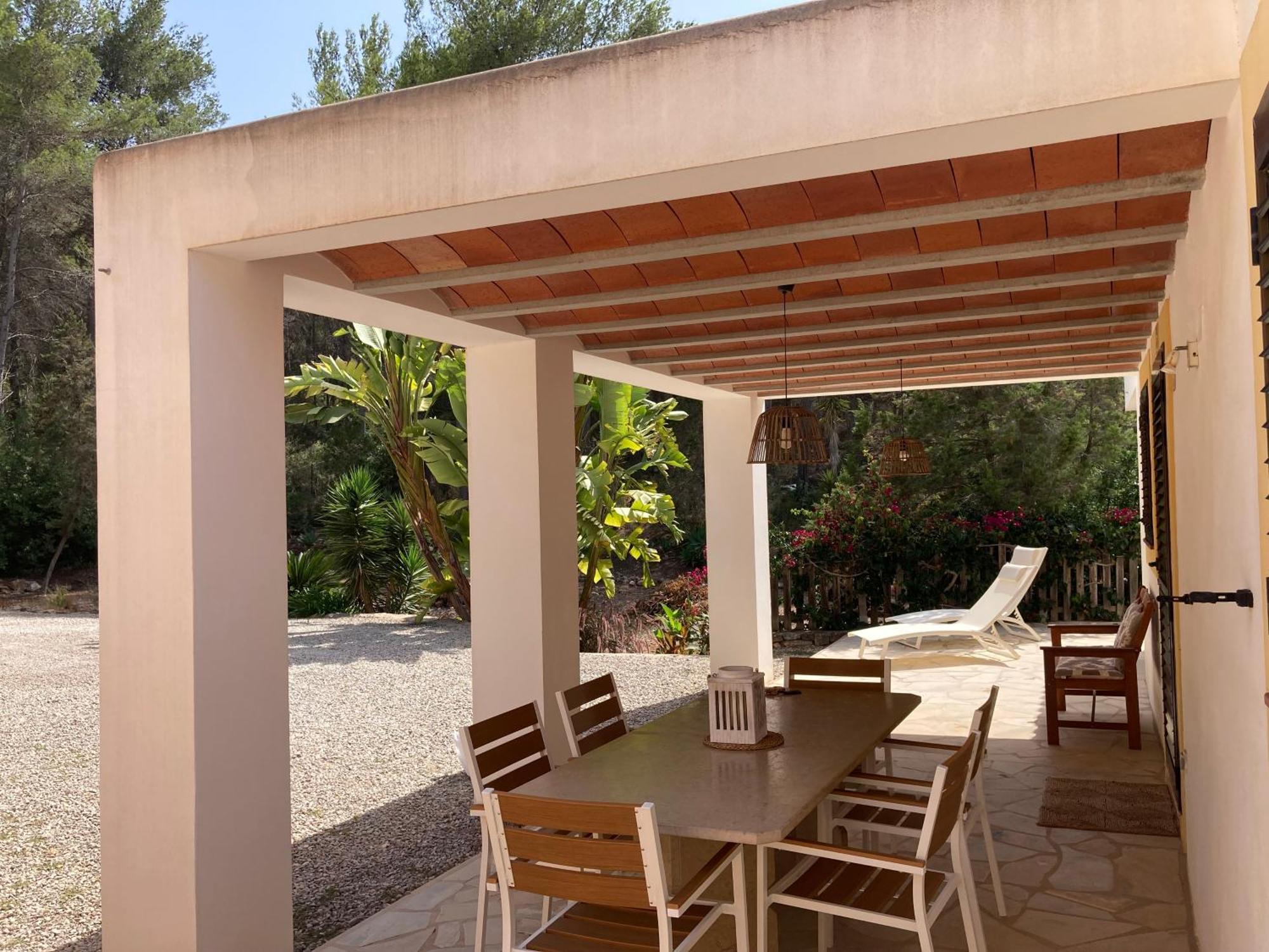 Apartamentos Pinosol Santa Eularia des Riu Exterior photo